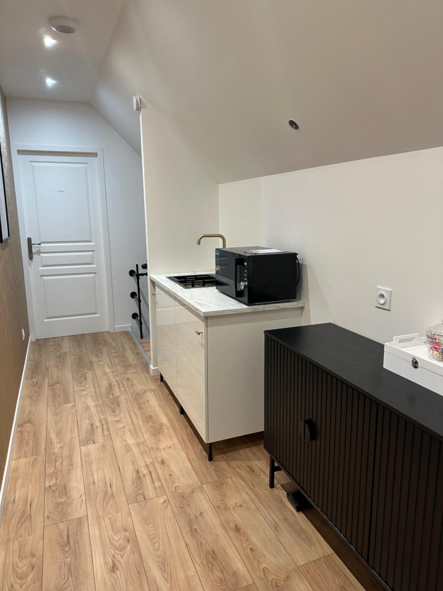 Eurylaime Bed and Breakfast Vernon  Εξωτερικό φωτογραφία