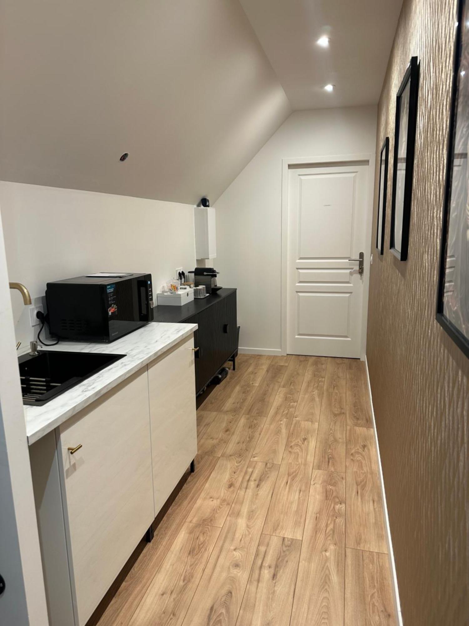 Eurylaime Bed and Breakfast Vernon  Εξωτερικό φωτογραφία